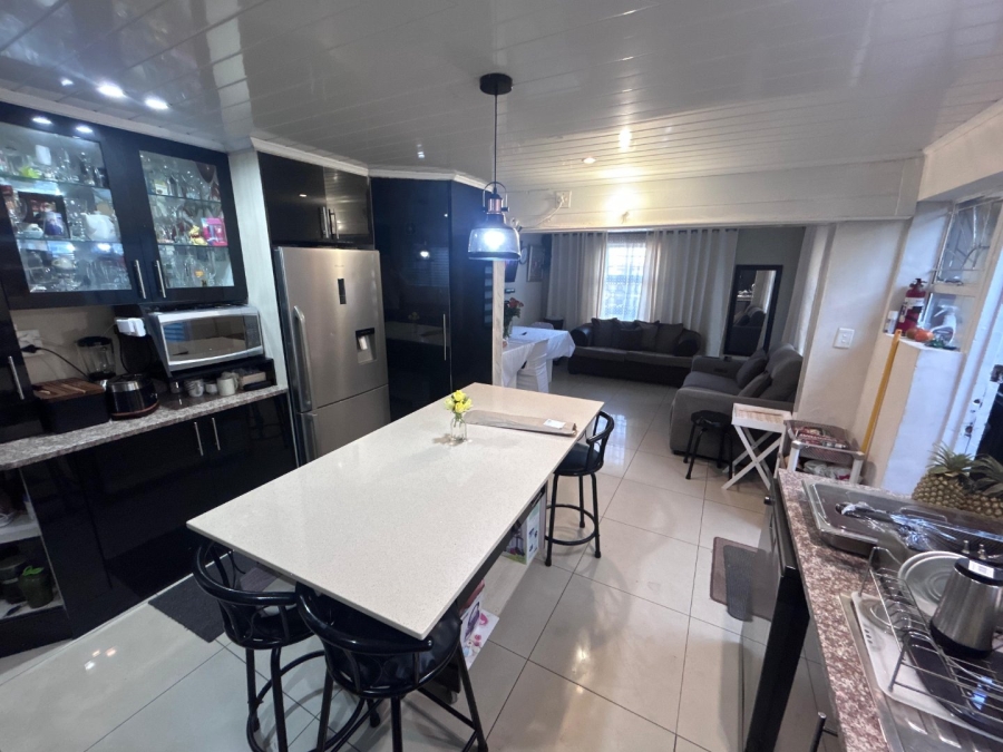 2 Bedroom Property for Sale in Portlands Western Cape